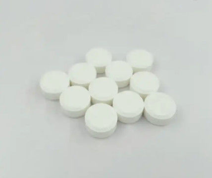 मल्टी फंक्शन कीटाणुशोधन एफ़र्जेसेंट टैबलेट 10% शुद्धता